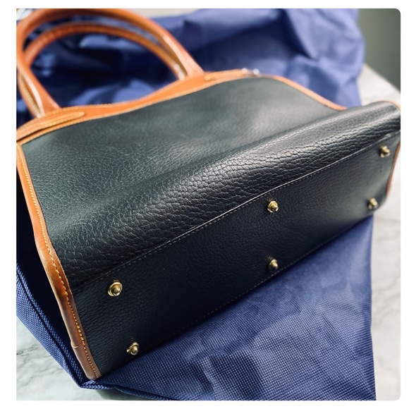 Dooney & Bourke Authentic Leather Crossbody Handbag - Picture 7 of 16